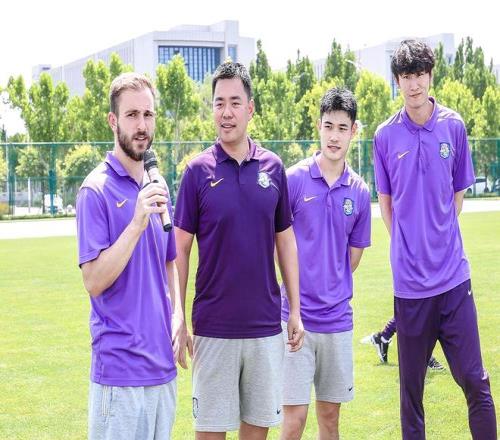 岁新星唐天,翼告别国青,回归广州,万博,ManBetX,万博体育官网,万博官网,万博体育下载