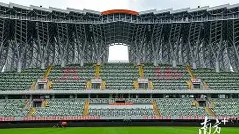 曼联计划今夏至少送走10将，对安东尼报价开放考虑